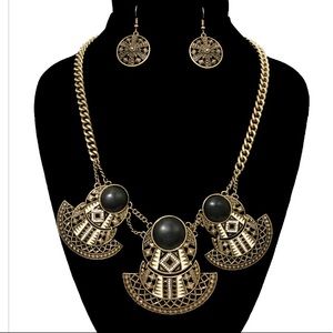 CARLA BLACK BOHO VINTAGE STYLE NECKLACE SET *NWT*